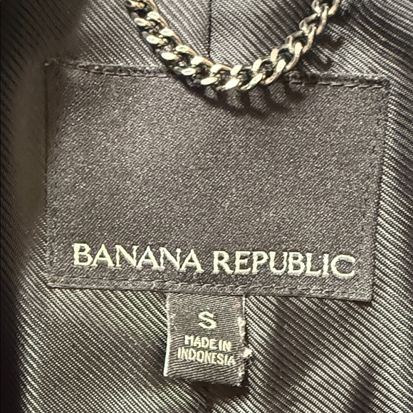 Banana Republic Black and White Chevron Blazer - Picture 2 of 16